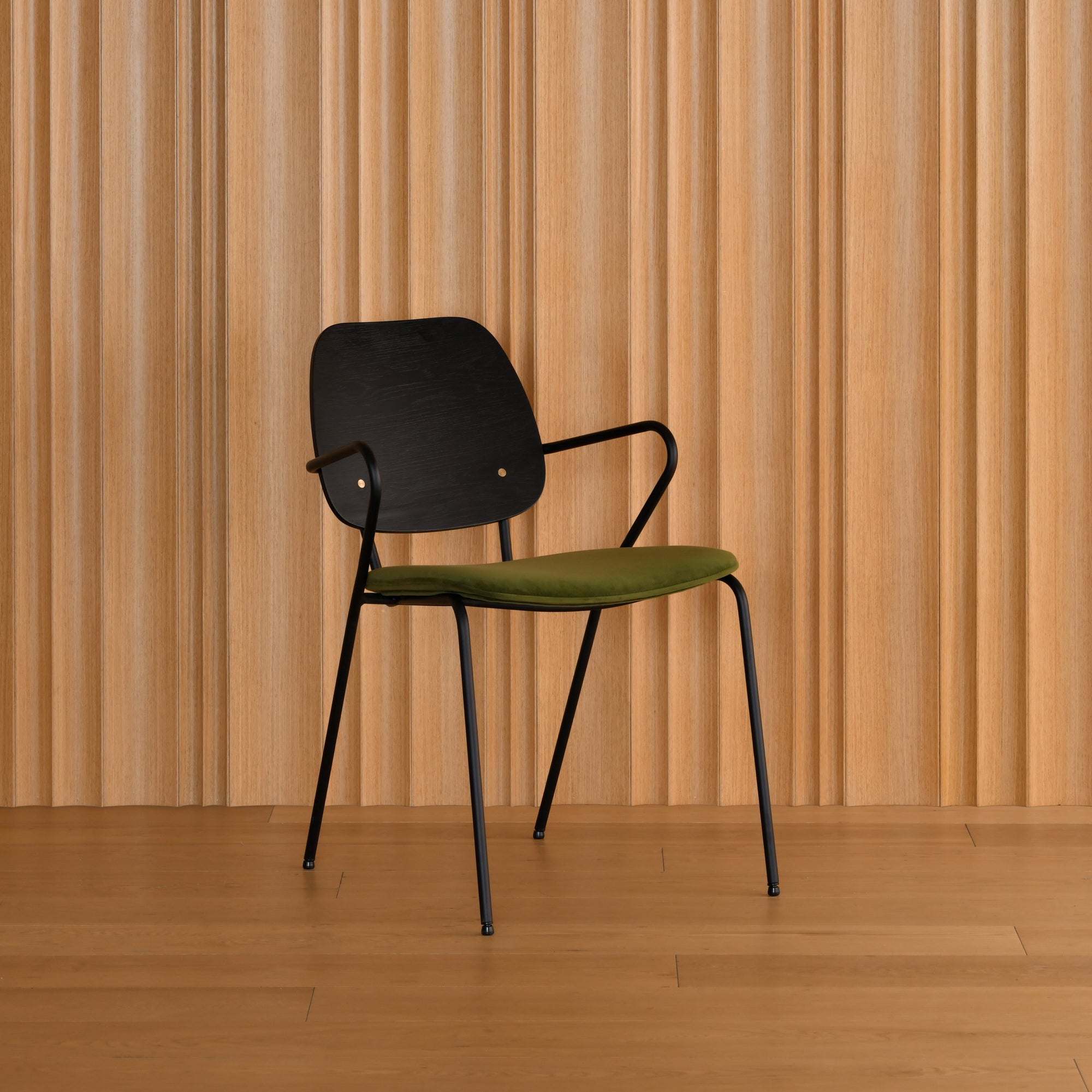 New Piece_Cadot_Queen B Dining Chair Velvet Upholstered Seat_Moss_Dining Chair_2